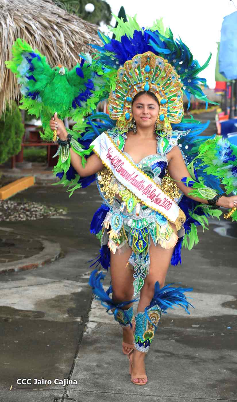 carnaval-acuatico-intur
